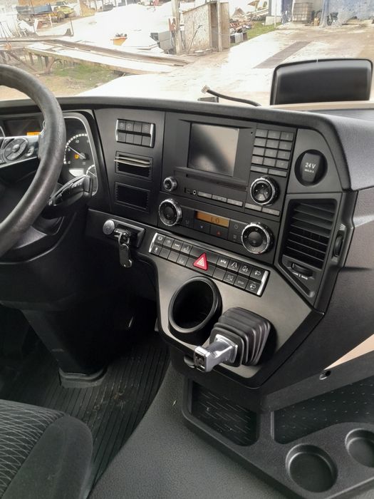 Mercedes -Benz ACTROS 2542