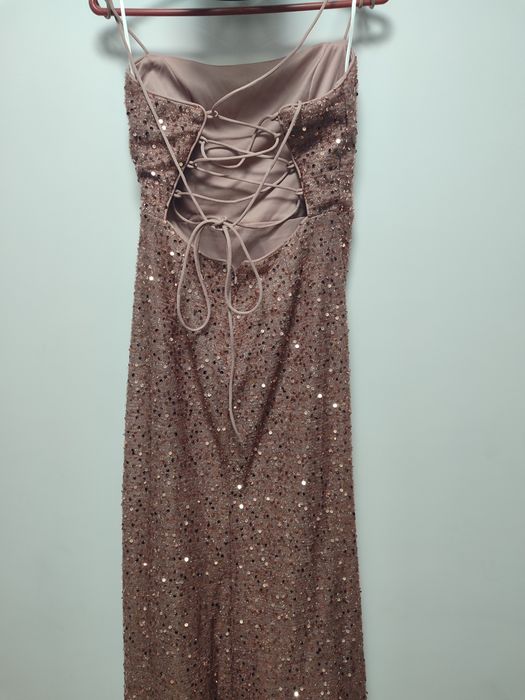 Długa sukienka cekiny