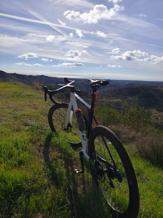 Bicicleta de estrada em excelente estado