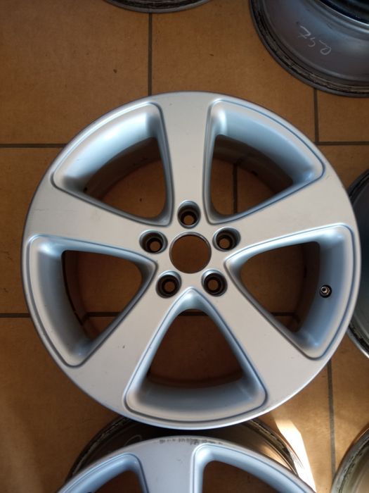 Felgi aluminiowe 17" 5x114.3 ET35 7.5J