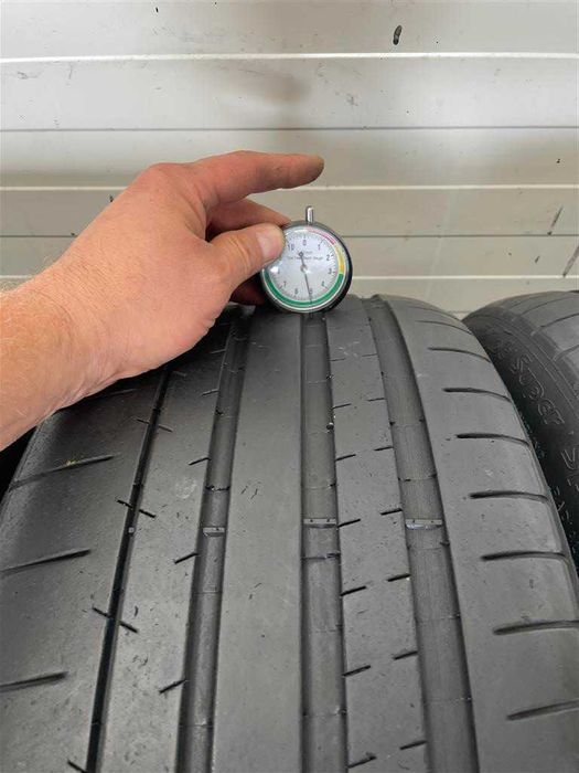 245 35 ZR18  225 40 ZR18 Michelin Pilot Super Sport 92Y 5mm