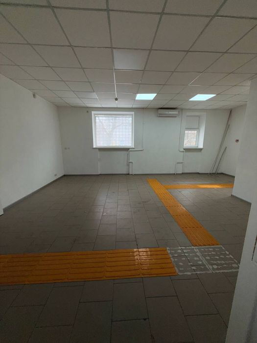 Здається  приміщення