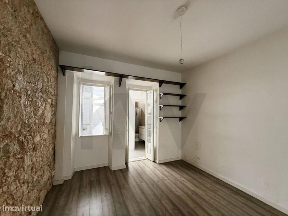 Apartamento T1 com pátio para arrendamento | PENHA DE FRANÇA