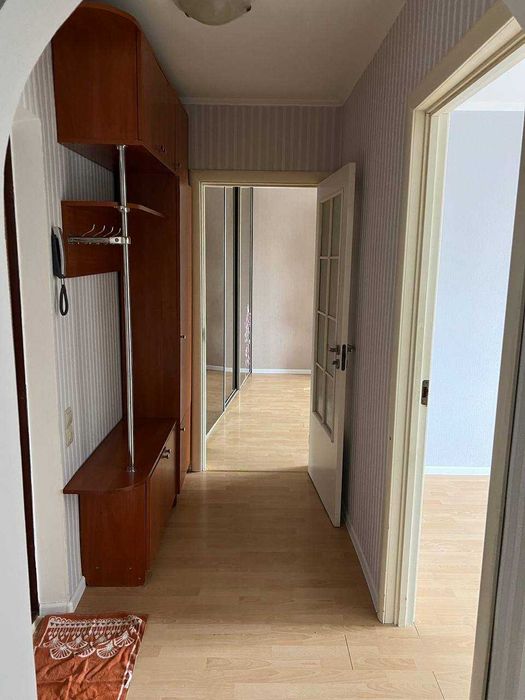 Продаж 2 К. Ближні Гречани