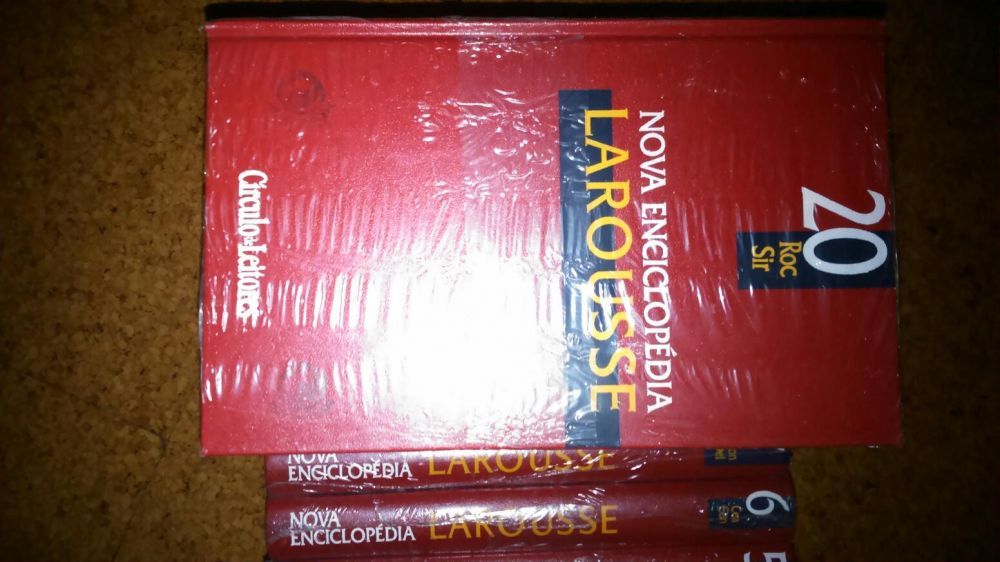 Nova Enciclopédia Larrouse.