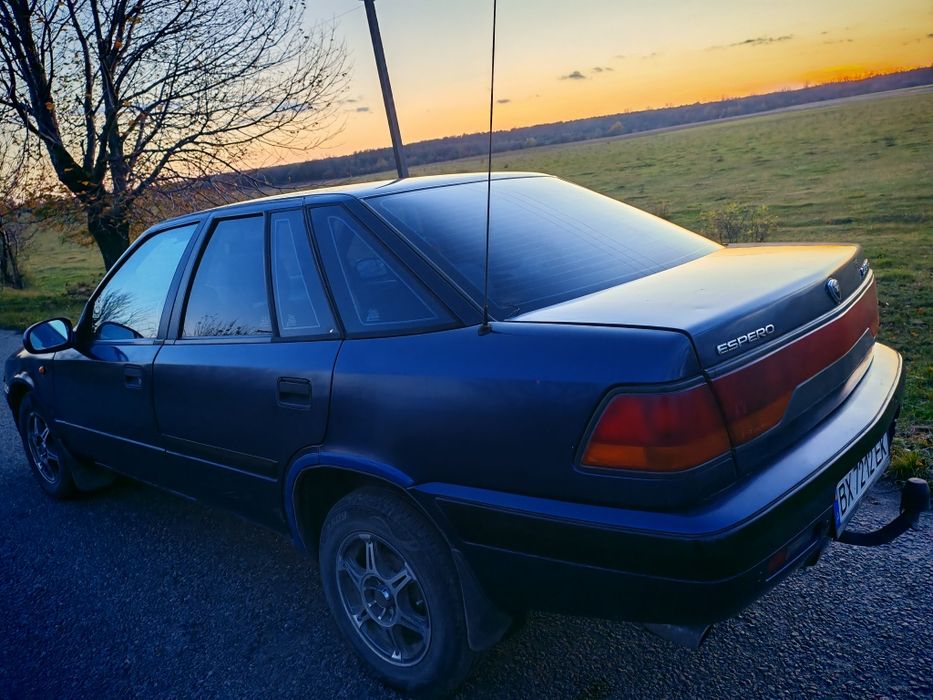 Автомобіль Daewoo Espero