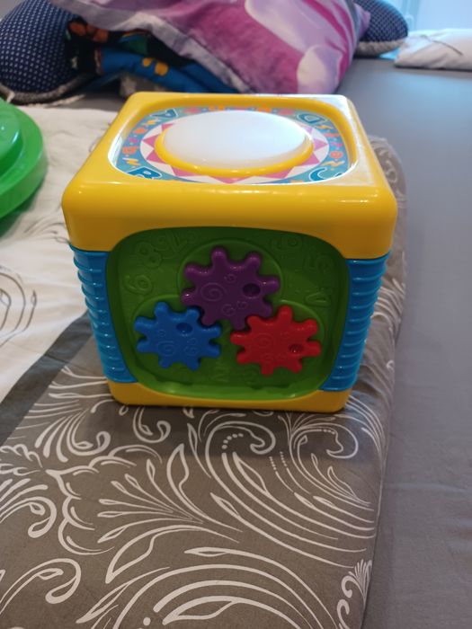 Zabawka edukacyjna,dźwięki, sorter.