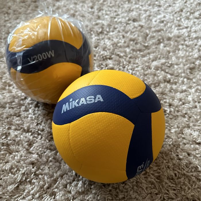Волейбольний мяч Mikasa v200w made in thailand