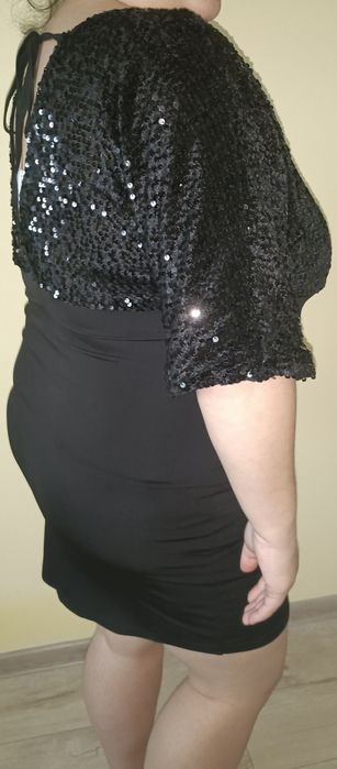 Sukienka czarna z cekinami 46