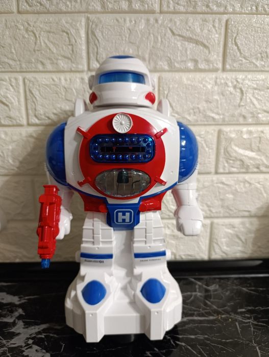 Р О Б О Т -  для дитини