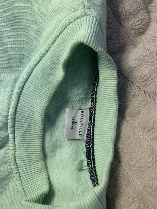 новенька кофтинка ідеальний стан.