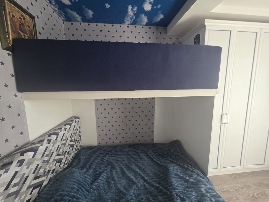 Ліжко другий поверх