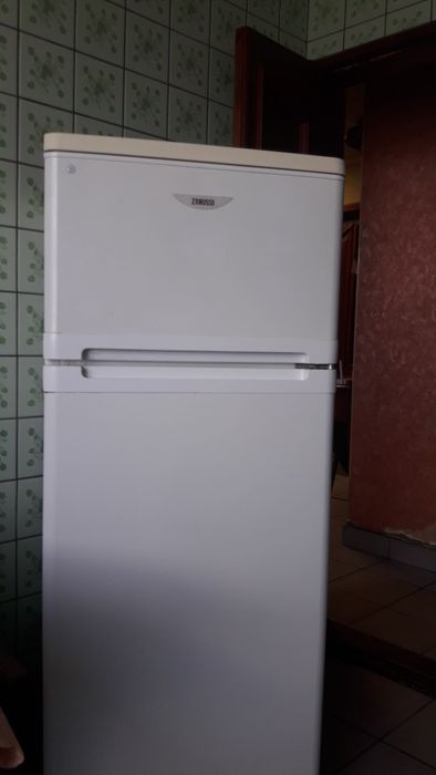 Под ремонт zanussi холодильник