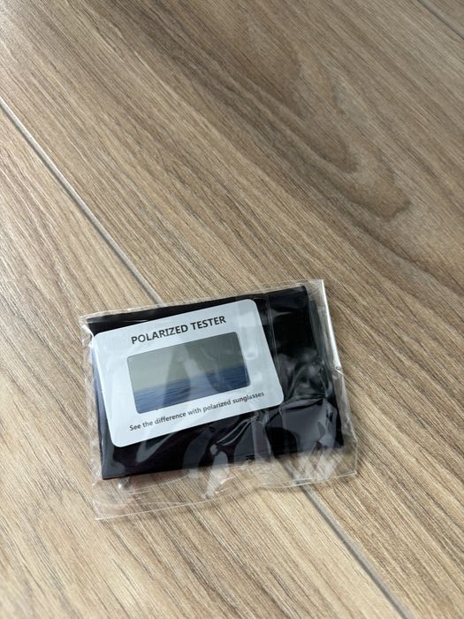 Дуже гарні окуляри унисекс Polaroid