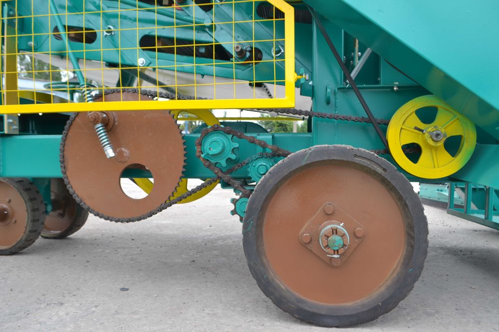 Очисник вороху  ОВС-25У зциклоном і збільшеним вивантаженням ОВС-25.