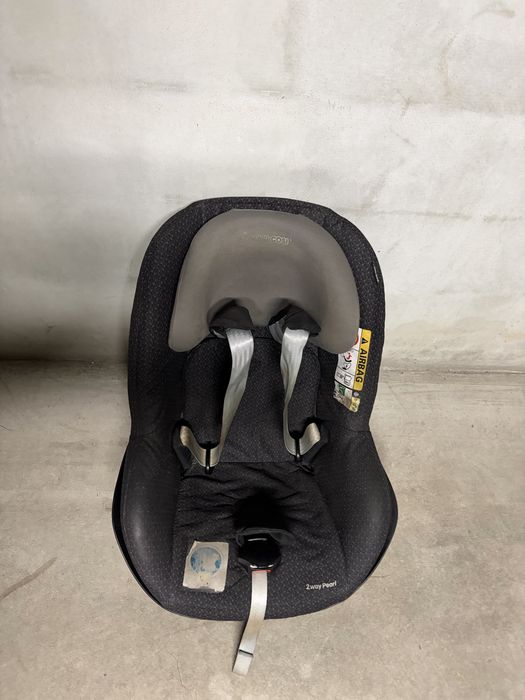 Maxi-Cosi 2wayPearl bezwypadkowy z bazą