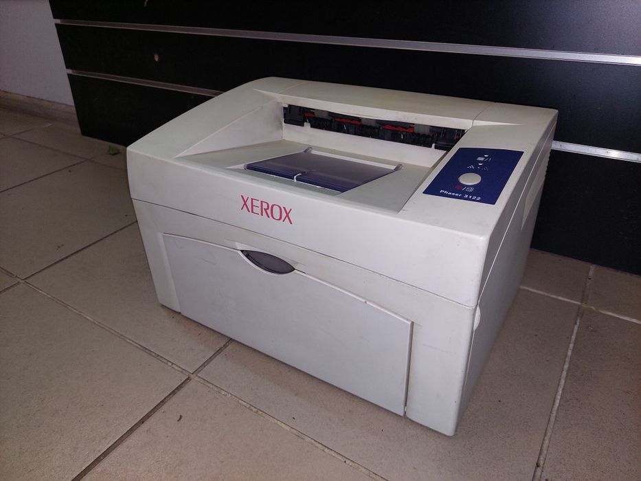 Принтер Xerox Phaser 3122  картридж заправлений