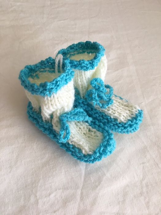 Pantufas de bebé feitos à mao