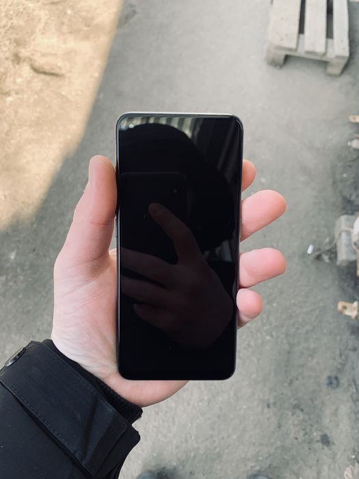 Продам one plus nord CE 2 8+5/128