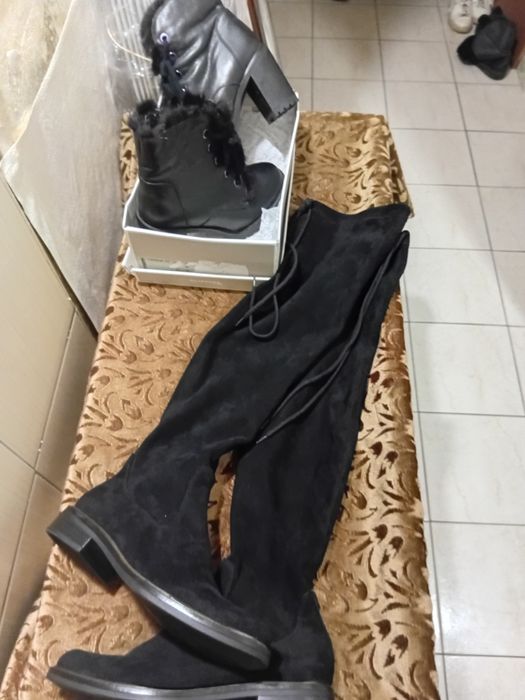 Продаютьмя брендові гарні нові чоботи чулкии та боотинки
