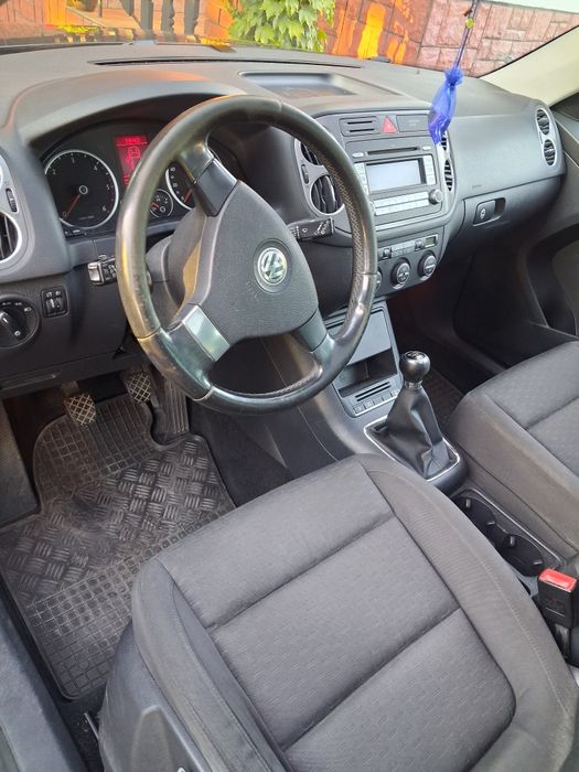 Sprzedam VW Tiguan 2.0 140km 4x4