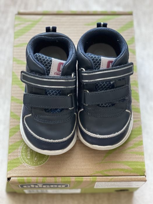 Детские кросовочки chicco 21 размер