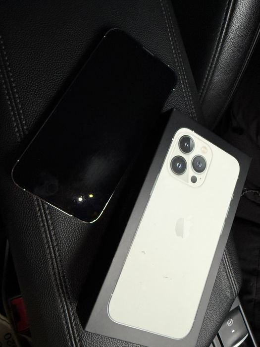 Продам Iphone 13pro