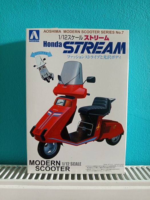 Nowy model motocykla Honda Stream-Aoshima 1:12