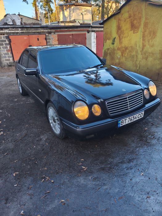 Продам Мерседес 210 D