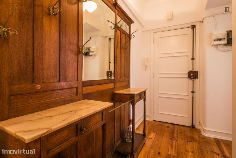 Quarto - localizado em Alameda Lisbon