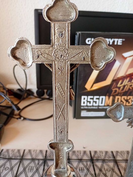 Warszawski antyk mosiężny ołtarzyk No 41 Antoni Wrany (FAW) – Arma Christi
