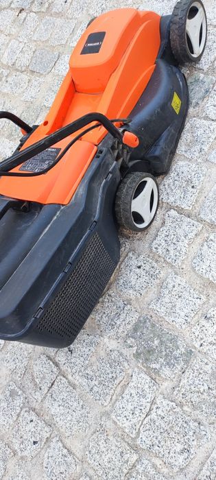 Corta-relva Elétrico Kinstorm 1100W (Excelente Estado)
