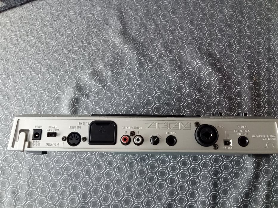 ZOOM MRS-8 Rejestrator