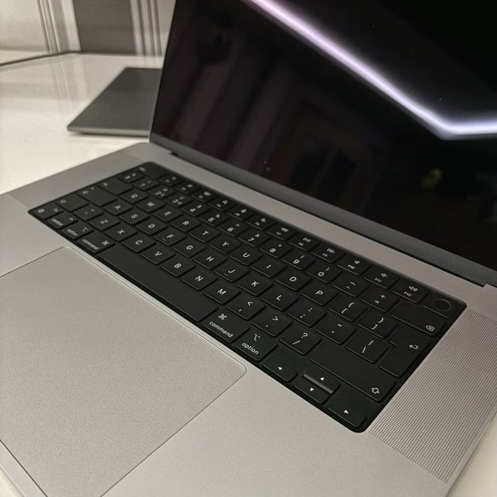 Apple Macbook Pro 16 M1 Pro, 32 GB DDR5, 512GB SSD, A2485