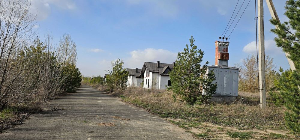 Продаю земельну ділянку Музичі