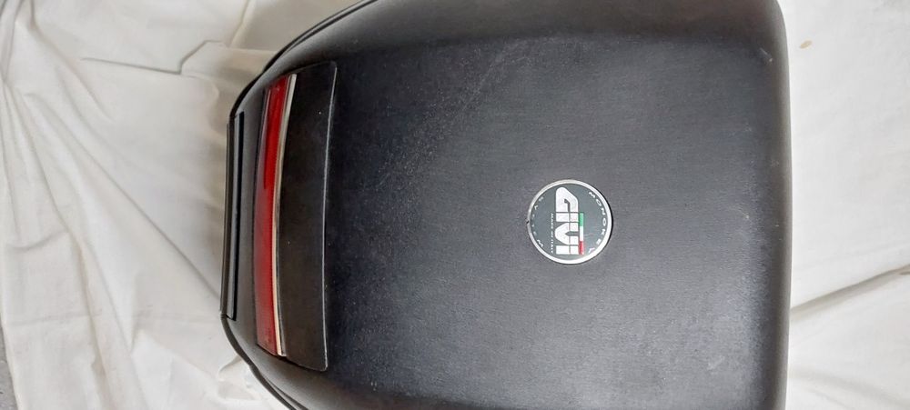 Top case Givi honda pcx vision