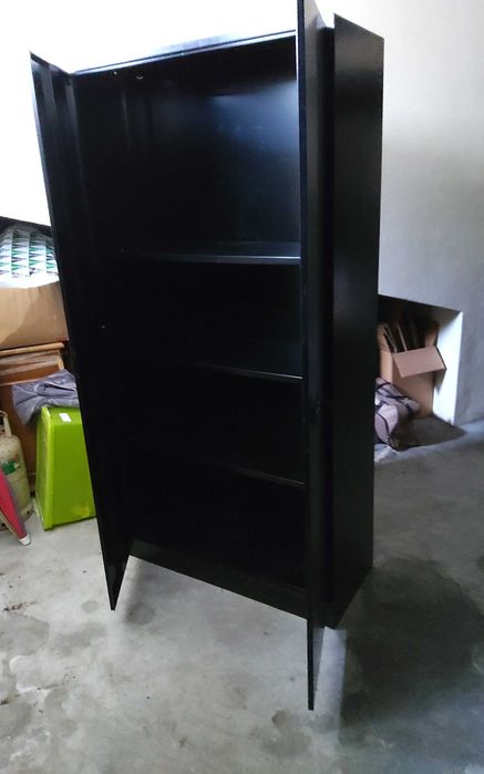 Armario de escritorio metalico