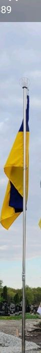 Надгробок дерев'яний. Флагшток