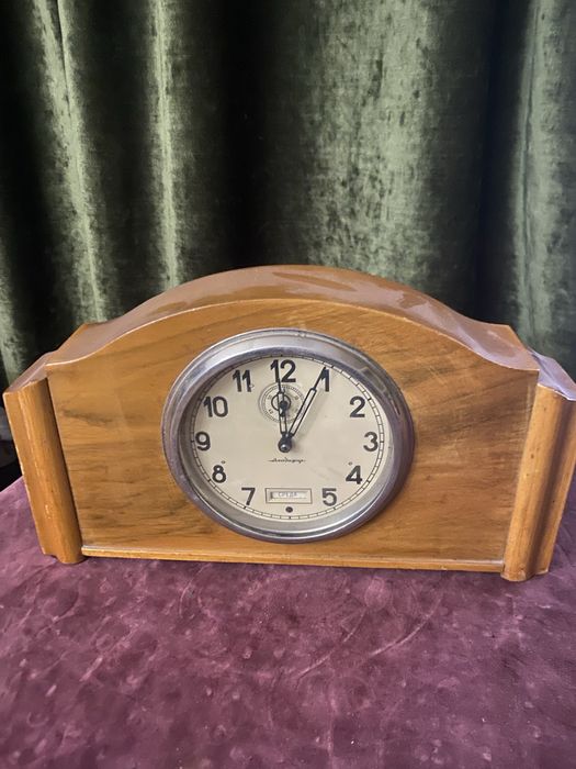 Настольные часы 1950- х. г.