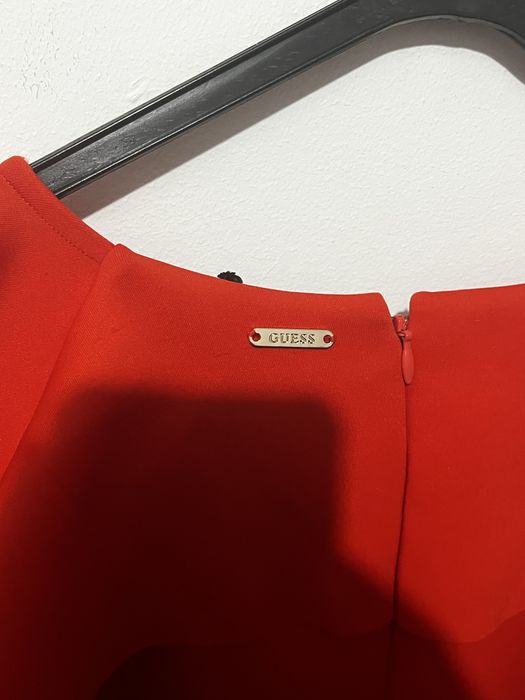 Vestido guess “los angeles” mulher