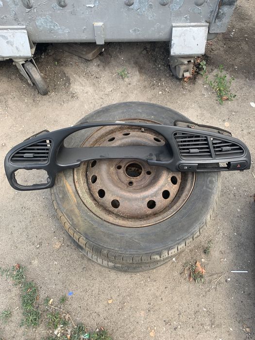 Рамка приборной панели спидометра Ланос сенс daewoo: 400 грн. - Панелі ...