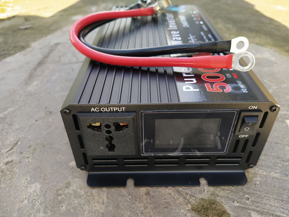Чистий синусоїдальний інвертор 12 В 220, 50Hz, 5000W CHANTOWER, Univer