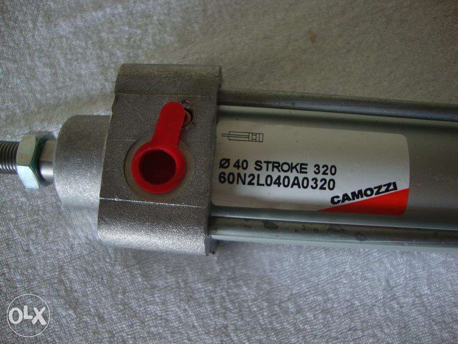 Saldos - Cilindro Pneumático (Novo)