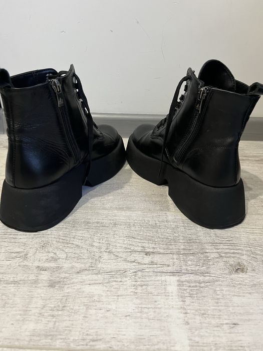 Шкіряні зимові жіночі черевики