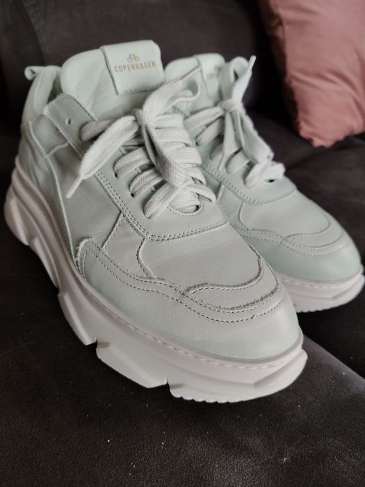 Buty skórzane sneakersy miętowe włoskie 38