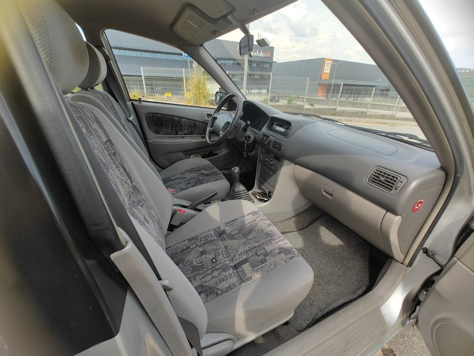 Toyota Corolla 1.3 VVTI