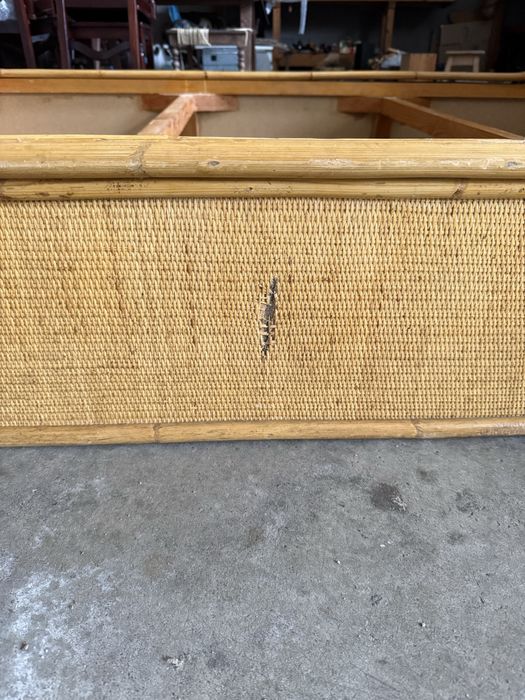 Cama de casal em bambu