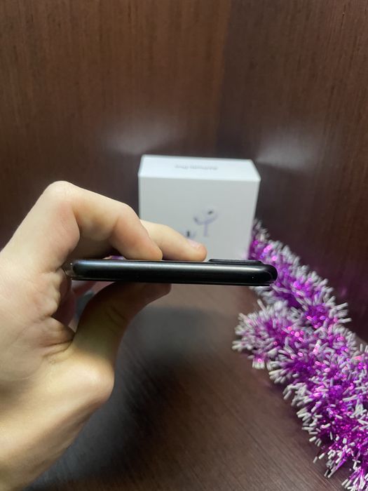 Продам IPhone 7 Plus 128gb