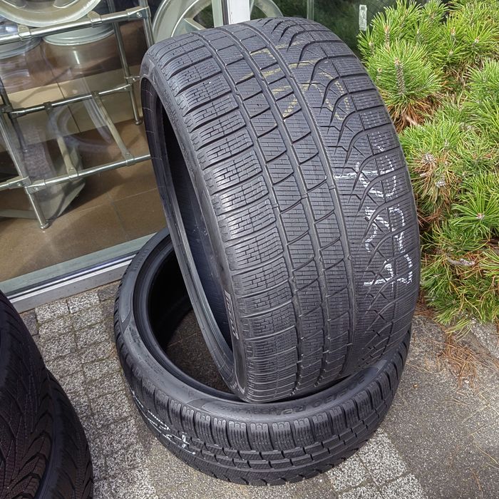 305/30R21 100V Pirelli P zero Winter para zima 2021 PZ7
