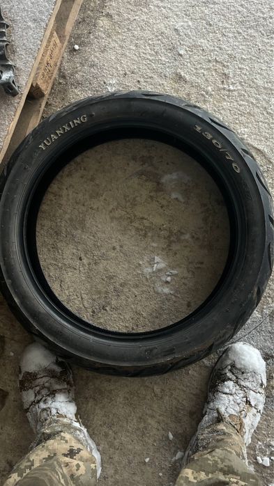 Шина на мотоцикл